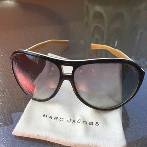 Marc Jacobs Aviator Sunglasses